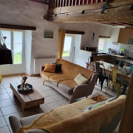 Gite Chamarel Les Aubiers Exterior photo